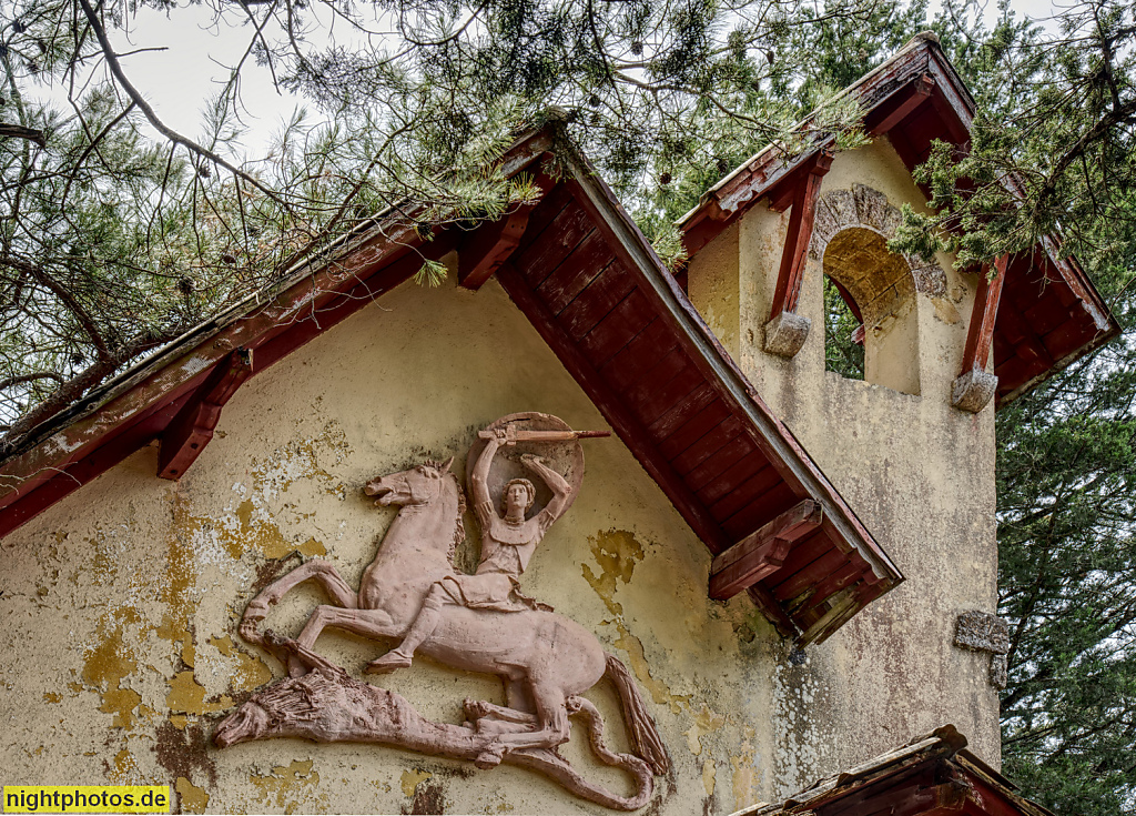 Griechenland Rhodos Profitis Ilias. Salakou. Villa de Vecchi erbaut 1935 als Sommerresidenz des italienischen Governeurs Cesare Maria de Vecchi. Kapelle