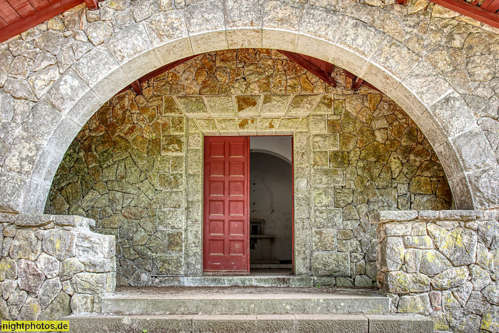 Griechenland Rhodos Profitis Ilias. Salakou. Villa de Vecchi erbaut 1935 als Sommerresidenz des italienischen Governeurs Cesare Maria de Vecchi. Kapelle