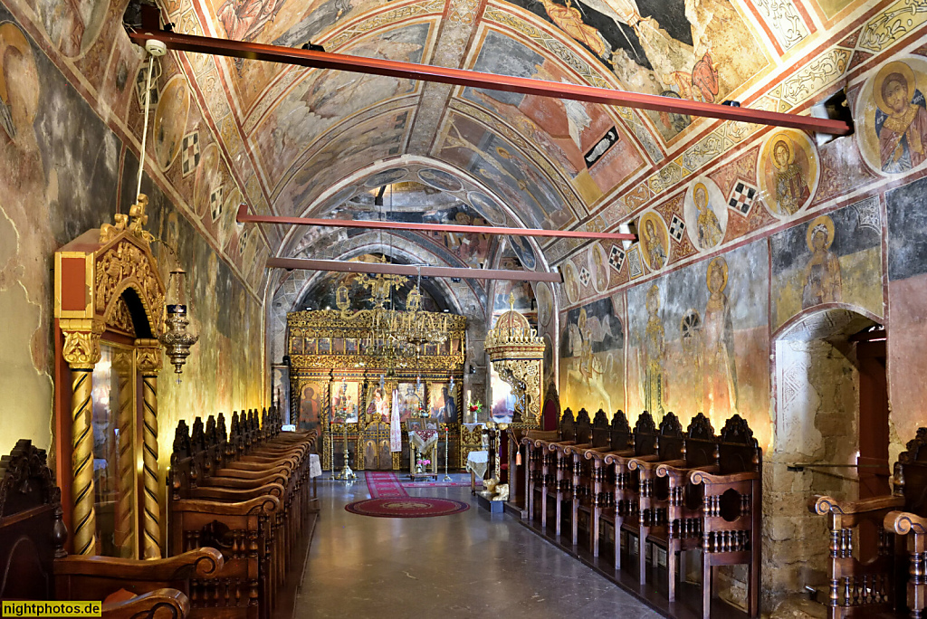 Rhodos. Laerma. Kloster Moni Thari. Kirche. Byzantinisch erbaut im 14.-16.Jahrhundert. Verlassen nach 1916. Erneut bewohnt seit 1989. Tonnengewölbe mit Fresken. Chorgestühl