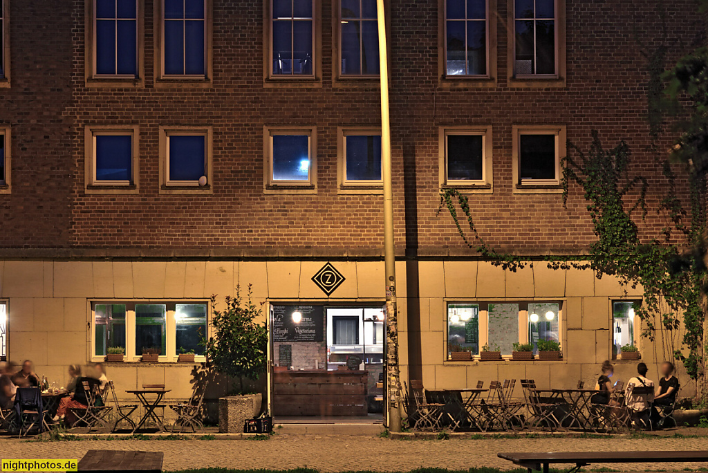 Berlin Oberschöneweide. Rundfunkzentrum Nalepastraße. Erbaut 1951-1954 von Franz Ehrlich und Gerhard Probst. Restaurant Zola. Nalepastrasse 18-50