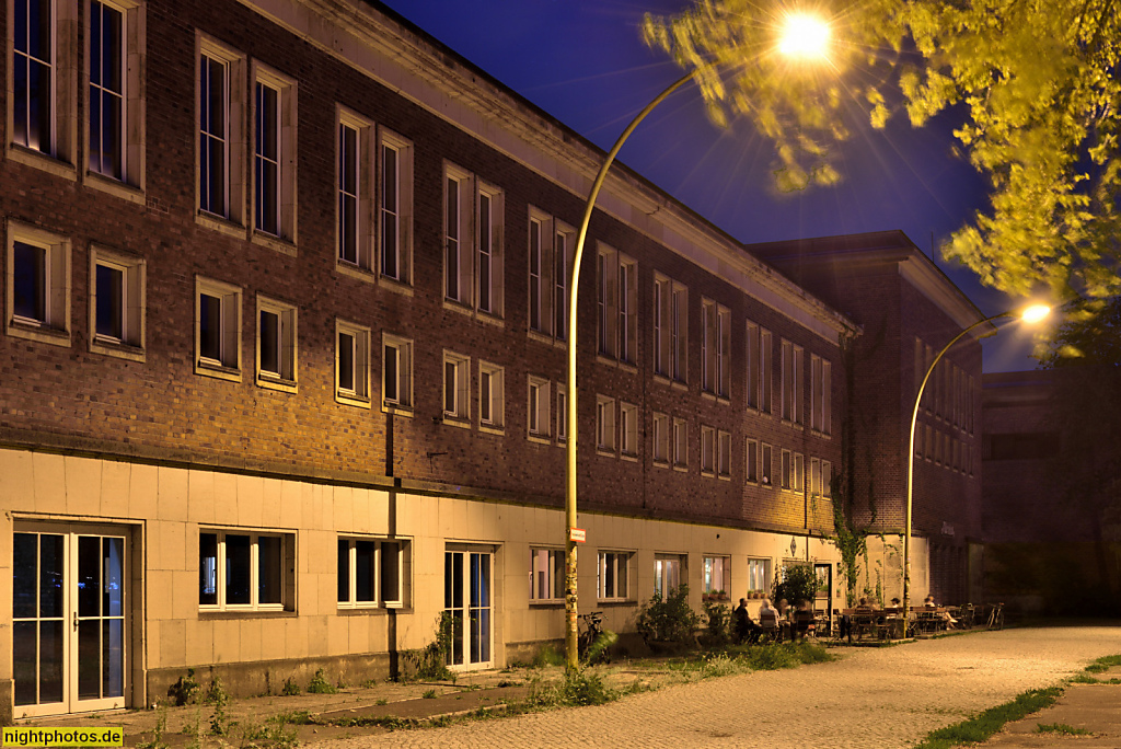 Berlin Oberschöneweide. Rundfunkzentrum Nalepastraße. Erbaut 1951-1954 von Franz Ehrlich und Gerhard Probst. Restaurant Zola. Nalepastrasse 18-50