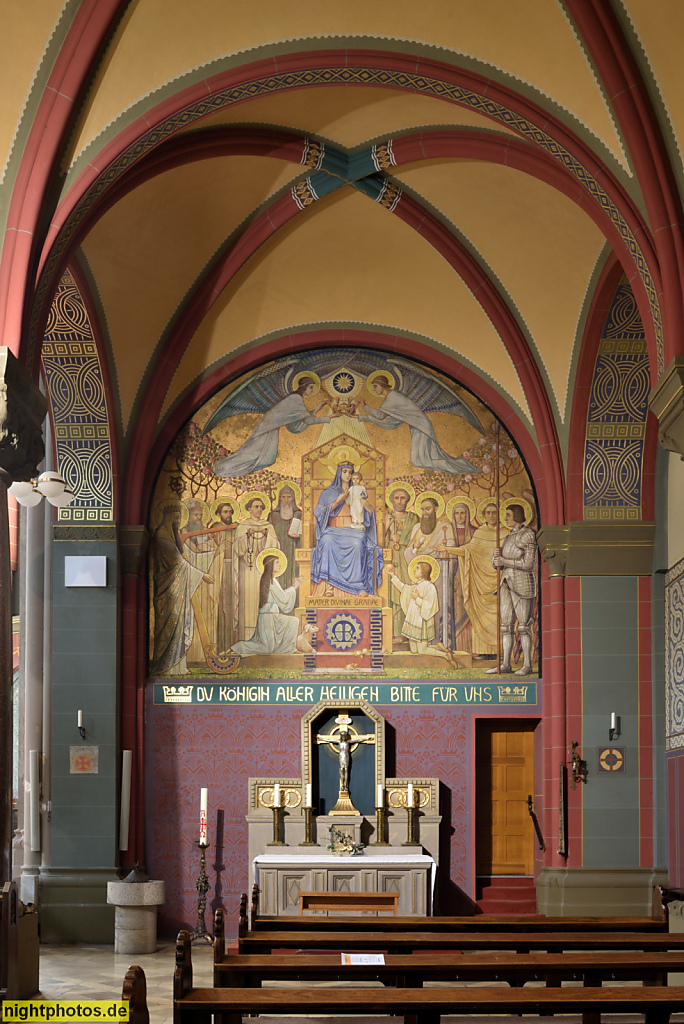 Berlin Mitte Wedding. Katholische St. Joseph-Kirche. Erbaut 1907-1909 von Wilhelm Rincklake und Wilhelm Frydag. Neoromanische Basilika. Wandmalerei von 1925-1926. Müllerstrasse 161