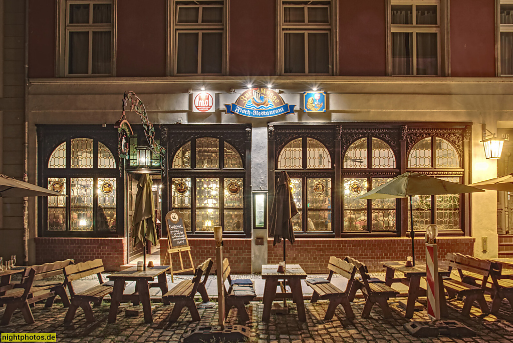 Stralsund. Altstadt. Gaststätte 'Zur Kogge'. Erbaut 1757 als Teil der Stralsunder Fayencenmanufaktur für Kaufmann Joachim Ulrich Giese. Tribseer Strasse 26