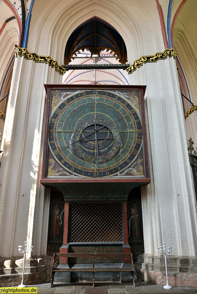 Stralsund. Altstadt. St.-Nikolai-Kirche erbaut 1270-1350. Astronomische Uhr erbaut 1394 von Nikolaus Lilienfeld