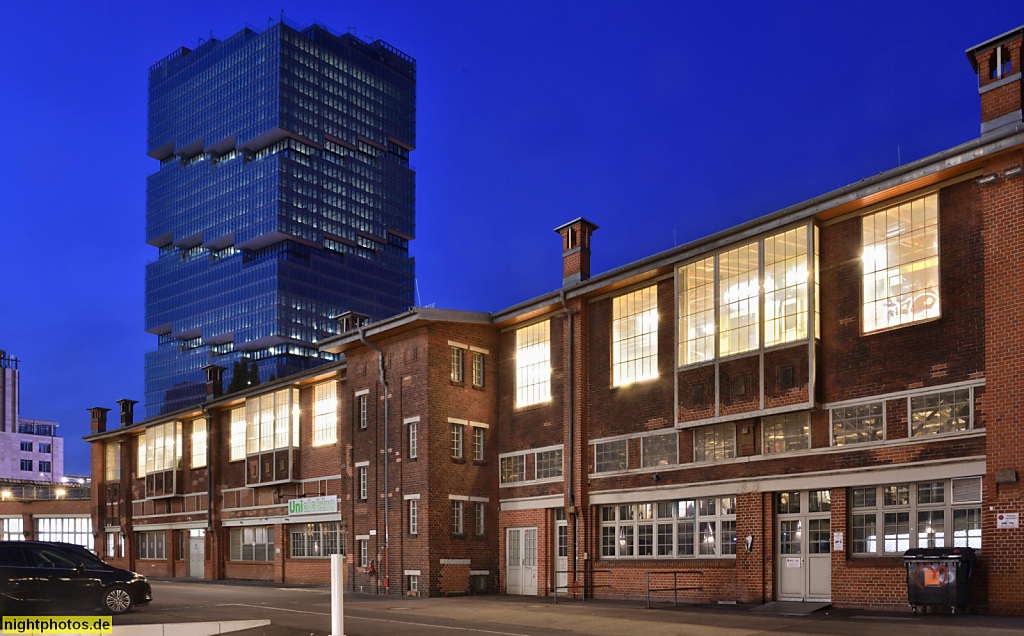 Berlin Friedrichshain. Wagenreparaturhallen erbaut 1907 von Alfred Grenander. EDGE East Side Tower erbaut 2019-2023 von BIG Bjarke Ingels Group für Pimco Prime Real Estate