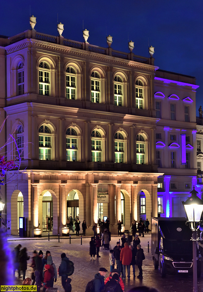Potsdam Museum Barberini Rekonstruktion erbaut 2013-2017 von Hilmer und Sattler und Albrecht für Hasso Plattner. Mittelrisalit. Alter Markt