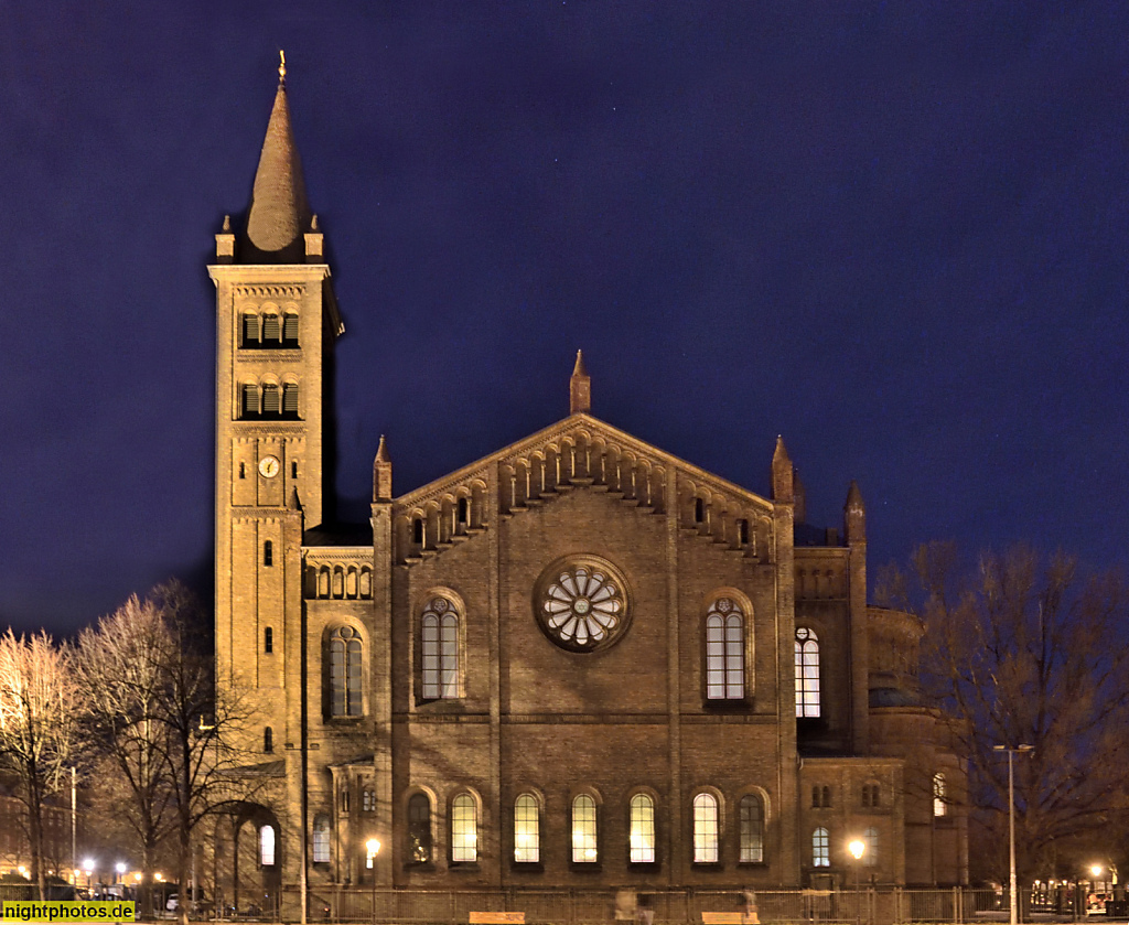 2024-01-20 12 Potsdam. St. Peter und Paul. Erbaut 1867-1870 eklektizistisch. Restauriert 1950. Bassinplatz