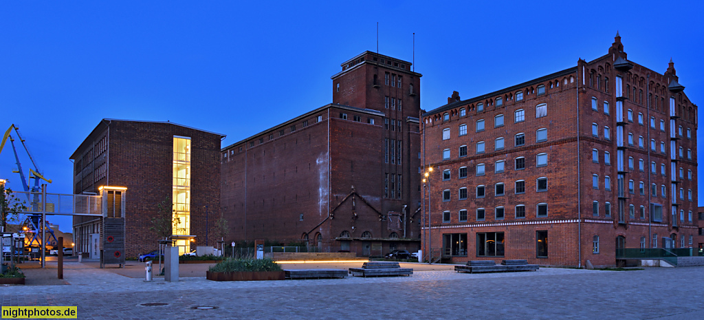 Wismar. Sozialgebäude. Löwe-Speicher erbaut 1935. Thormann-Speicher erbaut 1862 für Johann Christian Thormann. Saniert 2005-2011 von Mai Stadtplaner und Architekt