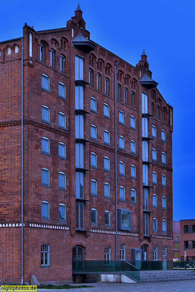 Wismar. Thormann-Speicher erbaut 1862 für Johann Christian Thormann. Fassade und Dach Saniert 2005-2011 von Mai Stadtplaner und Architekt