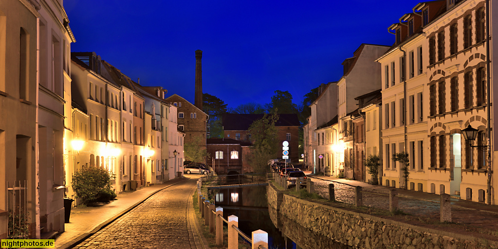 Wismar. Alte Stadtmühle. Erbaut 1229 als Wassermühle. Umbau zur Dampfmühle 1855-1856. Mühlengrube 27