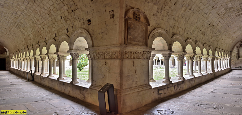 Girona. Catedral de Girona. Romanisch erbaut 1010-1038 für Bischof Pere Roger. Peter I. von Carcassonne. Kreuzgang