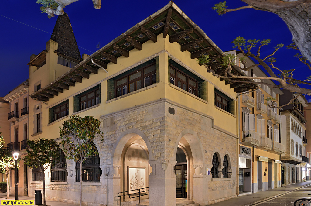 Sant Feliu de Guixols. Tourist Office. Officina de Turismo. Eckportal. La Rambla 20-22