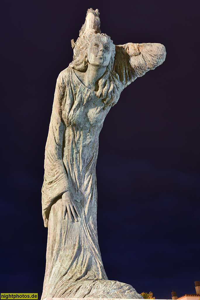 Platja d'Aro. Millenari de Catalunya 988-1988. Erschaffen 1988 von Antoni Delgado i Olivero. Placa d'Europa