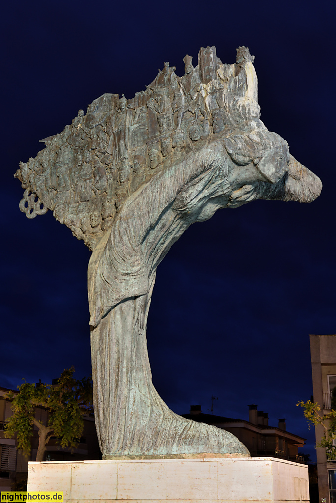 Platja d'Aro. Millenari de Catalunya 988-1988. Erschaffen 1988 von Antoni Delgado i Olivero. Placa d'Europa