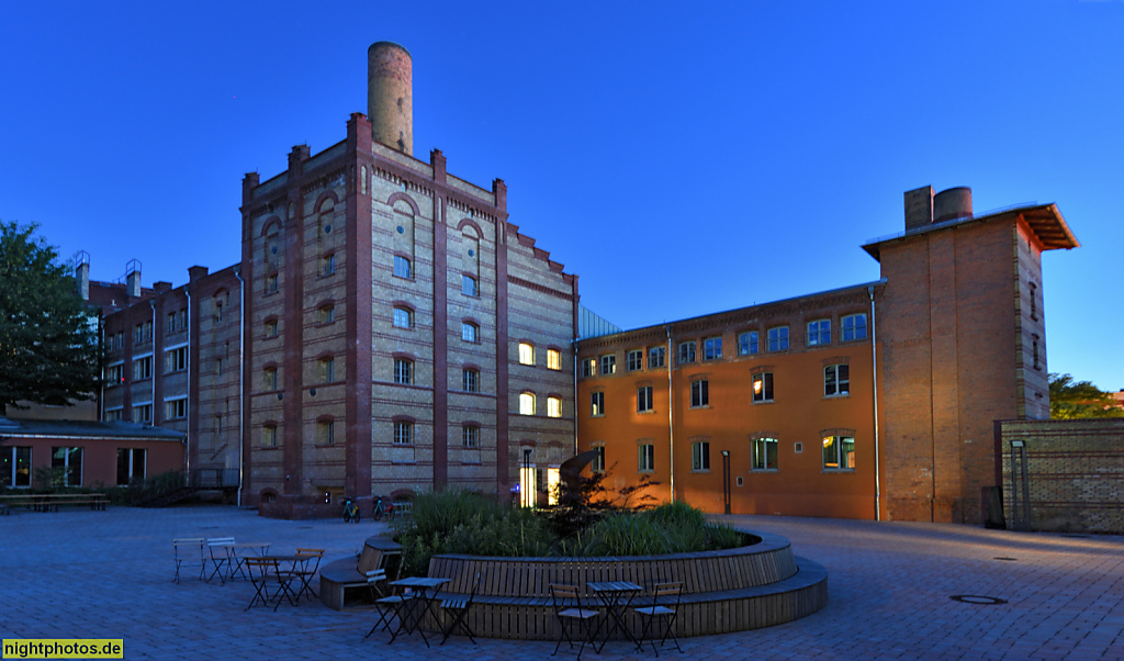 Berlin Pankow. Gewerbehof. Erbaut 1883-1904 für Bierverleger Emil Willner als Weissbierbrauerei. Brauerei bis 1990. Saniert 2018-2020 von Graft Architekten mit Alexander Paul und Andreas Antenbrink. Berliner Strasse 80-82