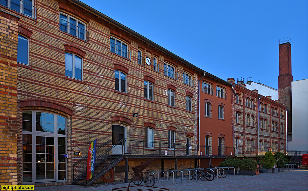 Berlin Pankow. Gewerbehof. Erbaut 1883-1904 für Bierverleger Emil Willner als Weissbierbrauerei. Brauerei bis 1990. Saniert 2018-2020 von Graft Architekten mit Alexander Paul und Andreas Antenbrink. Berliner Strasse 80-82