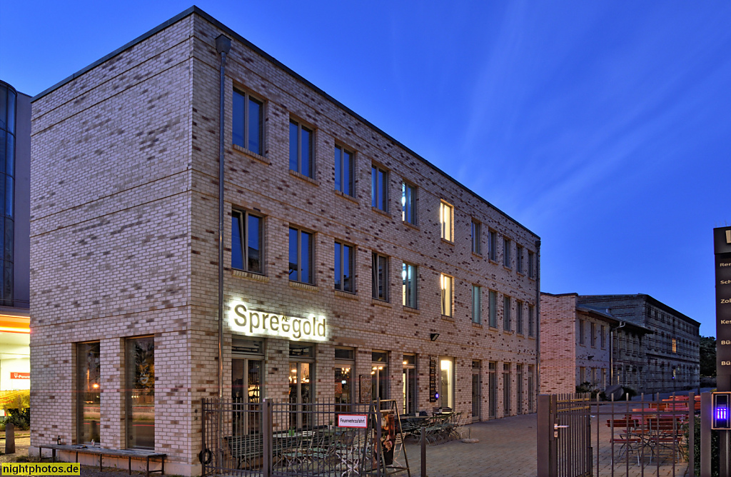 Berlin Pankow. Gewerbehof. Erbaut 1883-1904 für Bierverleger Emil Willner als Weissbierbrauerei. Brauerei bis 1990. Saniert 2018-2020 von Graft Architekten mit Alexander Paul und Andreas Antenbrink. Berliner Strasse 80-82