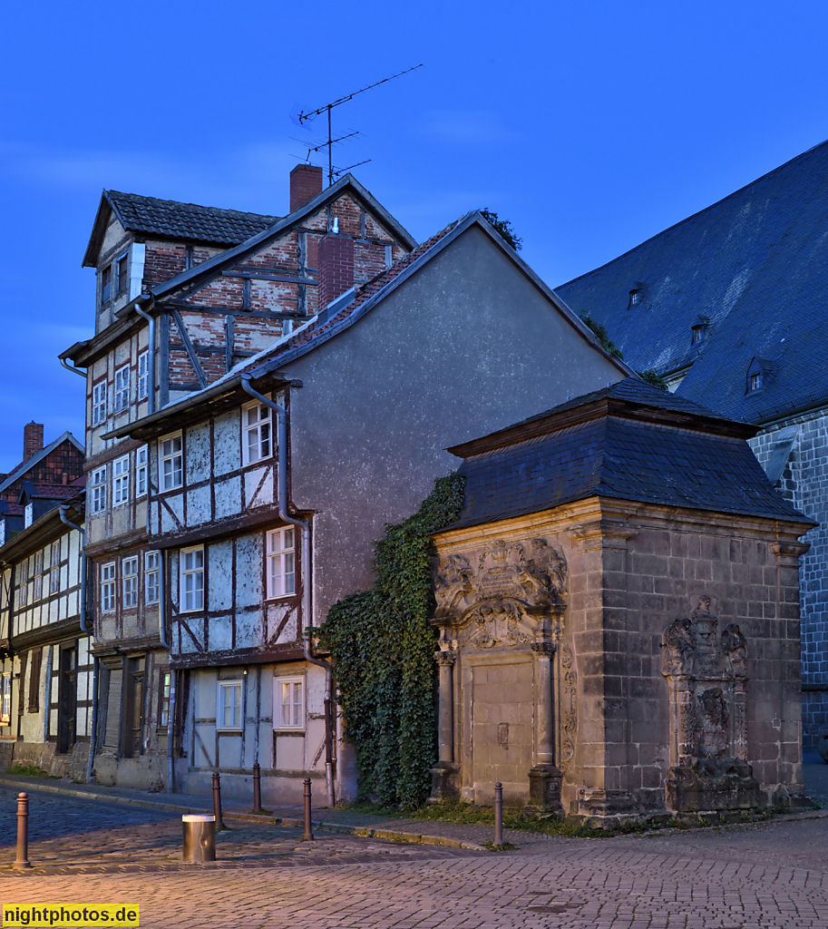 Quedlinburg. Goetzesches Mausoleum. Gruftanlage erbaut 1726 für Familie Gebhard. Übernommen 1771 von Bürgermeister Johann Andreas Goetz. Marktkirchhof