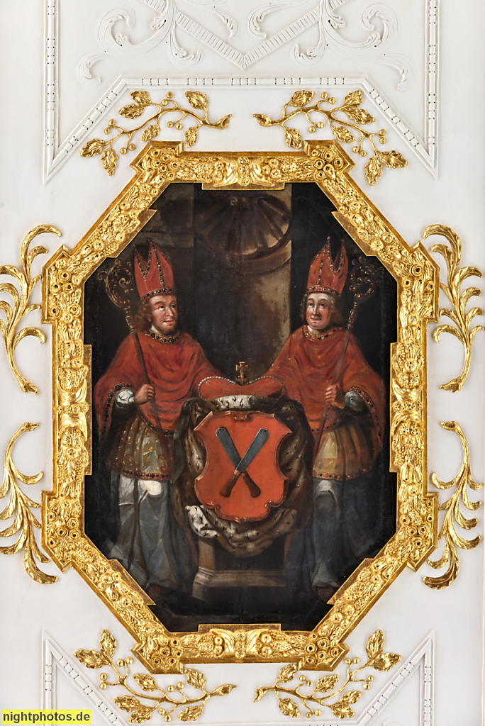 Quedlinburg. Kulturkirche St. Blasii. Erbaut bis 1222. Umbau 1267 zu Basilika. Umbau 1711-1715 in Barock. Deckengemälde mit Gold Ornamenten