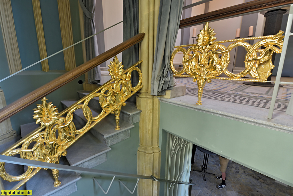 Berlin Kreuzberg. Friedhof Dreifaltigkeit II. Mausoleum Kunzemann und Bornhagen. Erbaut 1868 von Wilhelm Kunzemann als dorischer Prostylustempel. Saniert 2019-2023 von DForm Kilian Enders