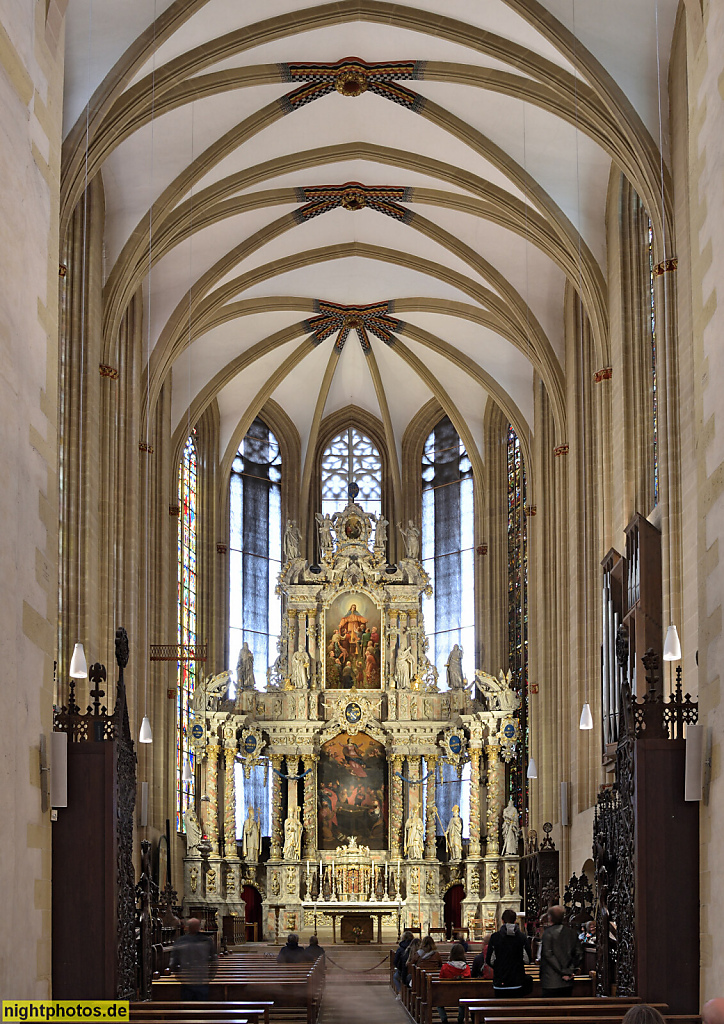 Erfurt. Dom St. Marien erbaut seit 1154. Umbau gotisch 1280-1307. Umbau und Vergrösserung zu gotischer Hallenkirche 1455. Hochaltar erschaffen 1697-1707 von Holzbildhauer Johann Andreas Gröber