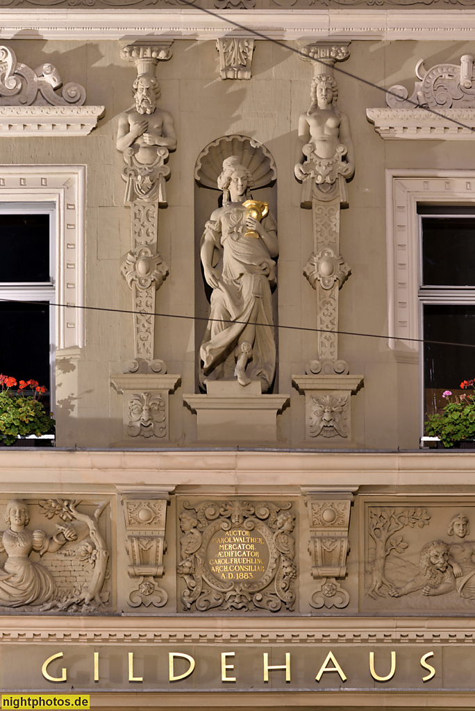 Erfurt. Geschäftshaus Zum Stötzel als Gildehaus erbaut 1883 von Carl Frühling. Fassadendetail mit Reliefs und figuralem Schmuck