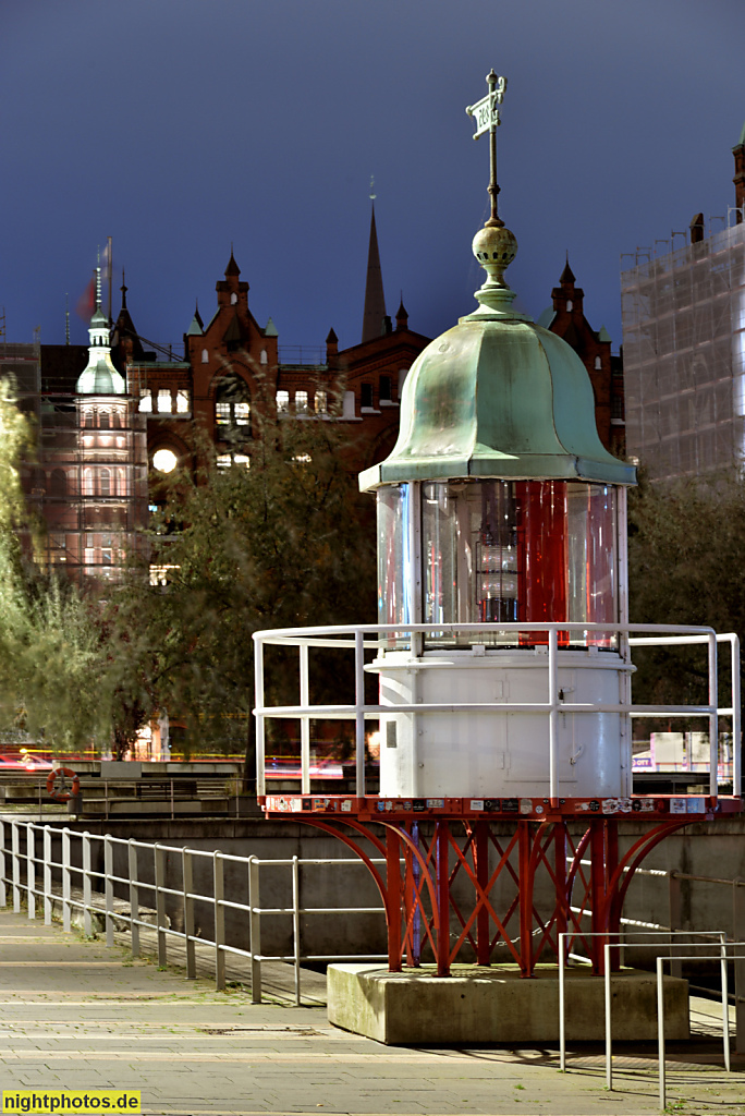 Hamburg Speicherstadt. Leuchtfeuer historisch am Störtebeker Ufer am Brooktorhafen. Osakaallee