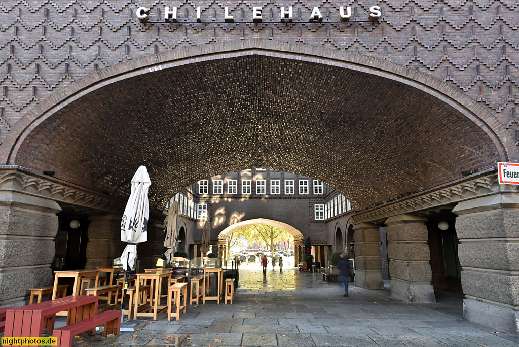 Hamburg. Chilehaus. Erbaut 1922-1924 als Kontorhaus von Fritz Höger für Henry B. Sloman. Backsteinexpressionismus. Burchardplatz 1-2 Burchardstrasse 13 15