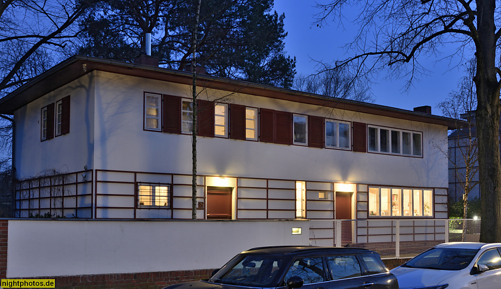 Berlin Steglitz Südende. Haus Henning. Erbaut 1923 von Otto Rudolf Salvisberg. Erweitert 1929-1930 von Paul Rudolf Henning. Buhrowstrasse 19