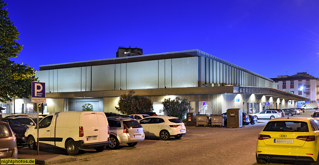 Póvoa de Varzim. Markthalle. Erbaut 1979-1982 von Campos Matos am Praça Marquês de Pombal