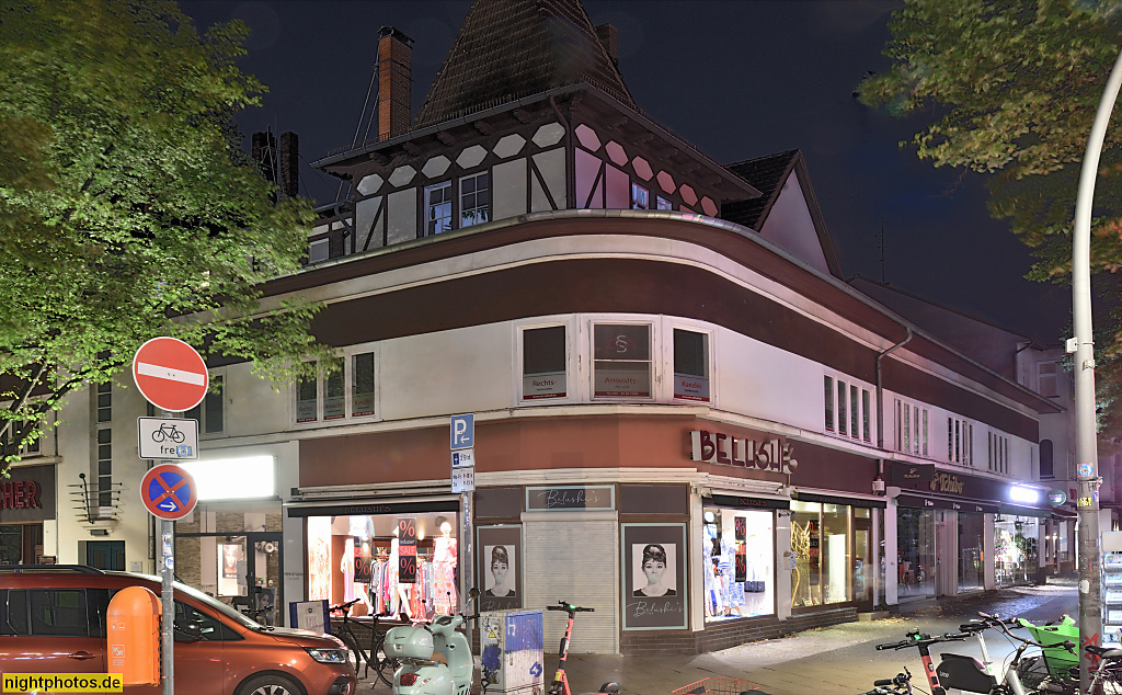 Berlin Lichterfelde. Ladenzeile. Hans-Sachs-Strasse Ecke Baseler Strasse