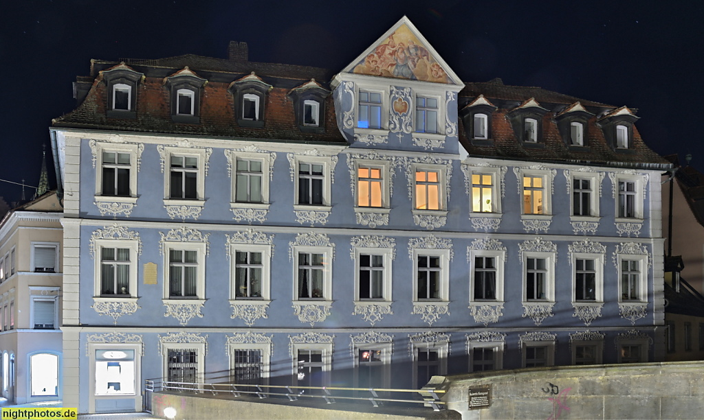 Bamberg. Hellerhaus. Erbaut 1740 von Justus Heinrich Dientzenhofer. Wohnort Heimatforscher Joseph Heller im 19. Jahrhundert. Untere Brücke 2