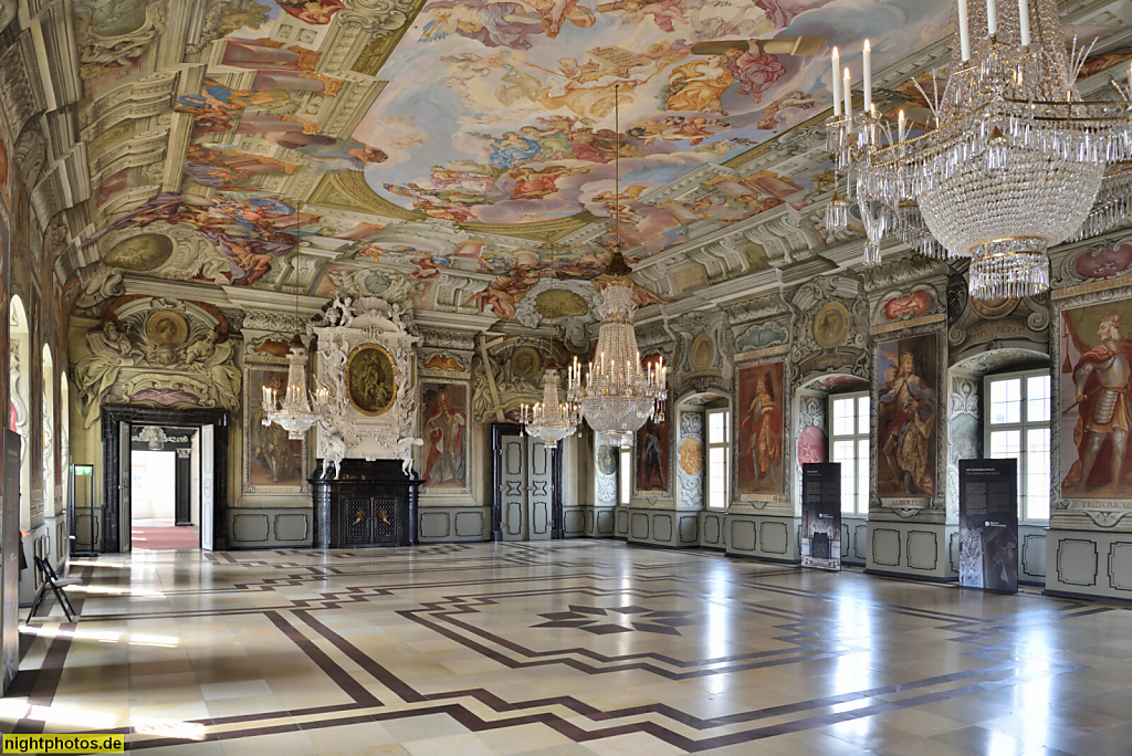 Bamberg. Neue Residenz erbaut 1697-1703 von Johann Leonhard Dientzenhofer in Barock. Kaisersaal Fresken von Melchior Steidl 1707-1709