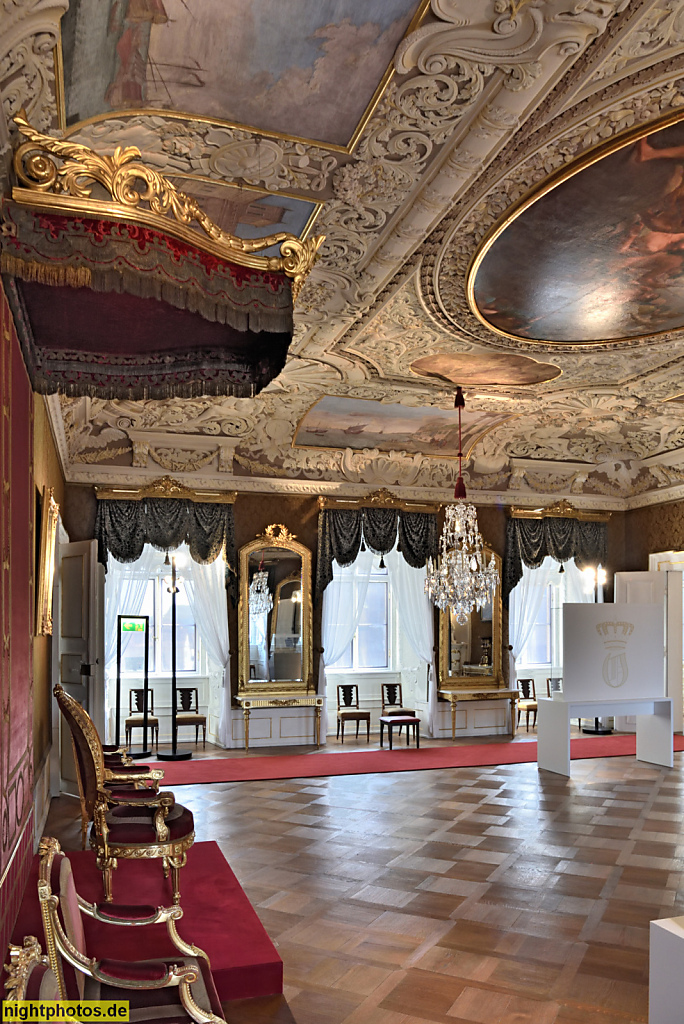 Bamberg. Neue Residenz erbaut 1697-1703 von Johann Leonhard Dientzenhofer in Barock. Fürstbischöfliches Audienzzimmer