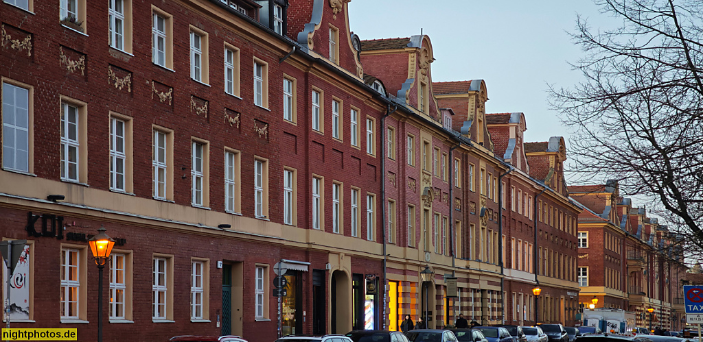 Potsdam Holländisches Viertel. Erbaut um 1780 als Wohnhäuser von Carl Philipp Christian von Gontard. Am Bassin 1-12