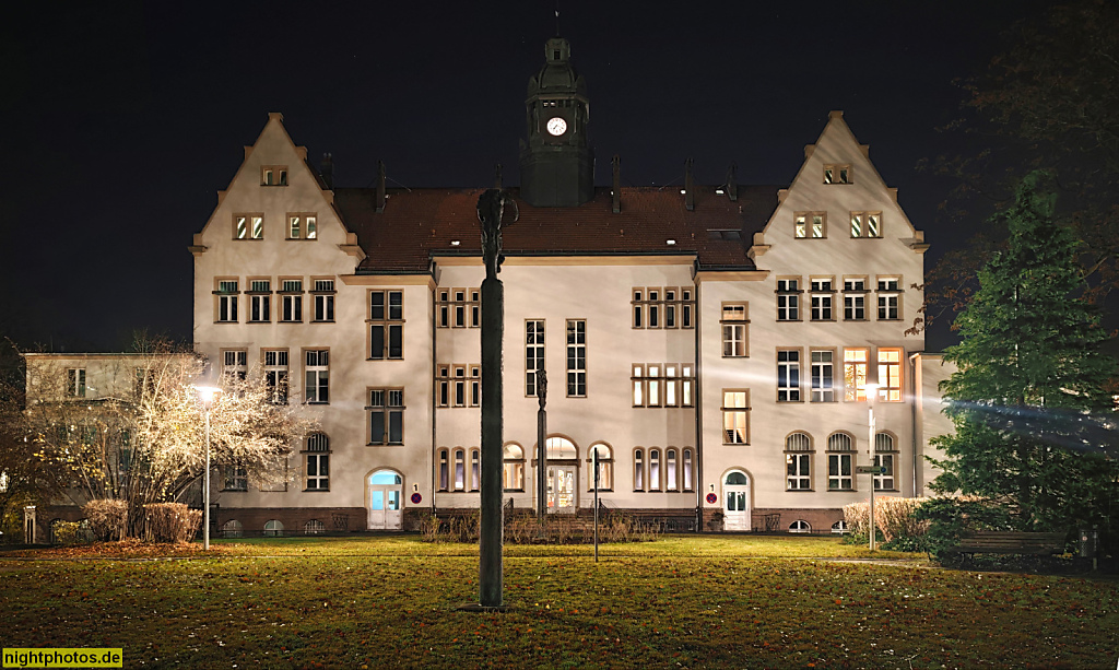 Berlin Schöneberg. Auguste-Viktoria-Klinikum AVK. Erbaut 1903-1906 von Paul Egeling im Pavillonstil. Erweitert 1908-1910. Wiederaufbau 1951-1957. Rubensstr 125